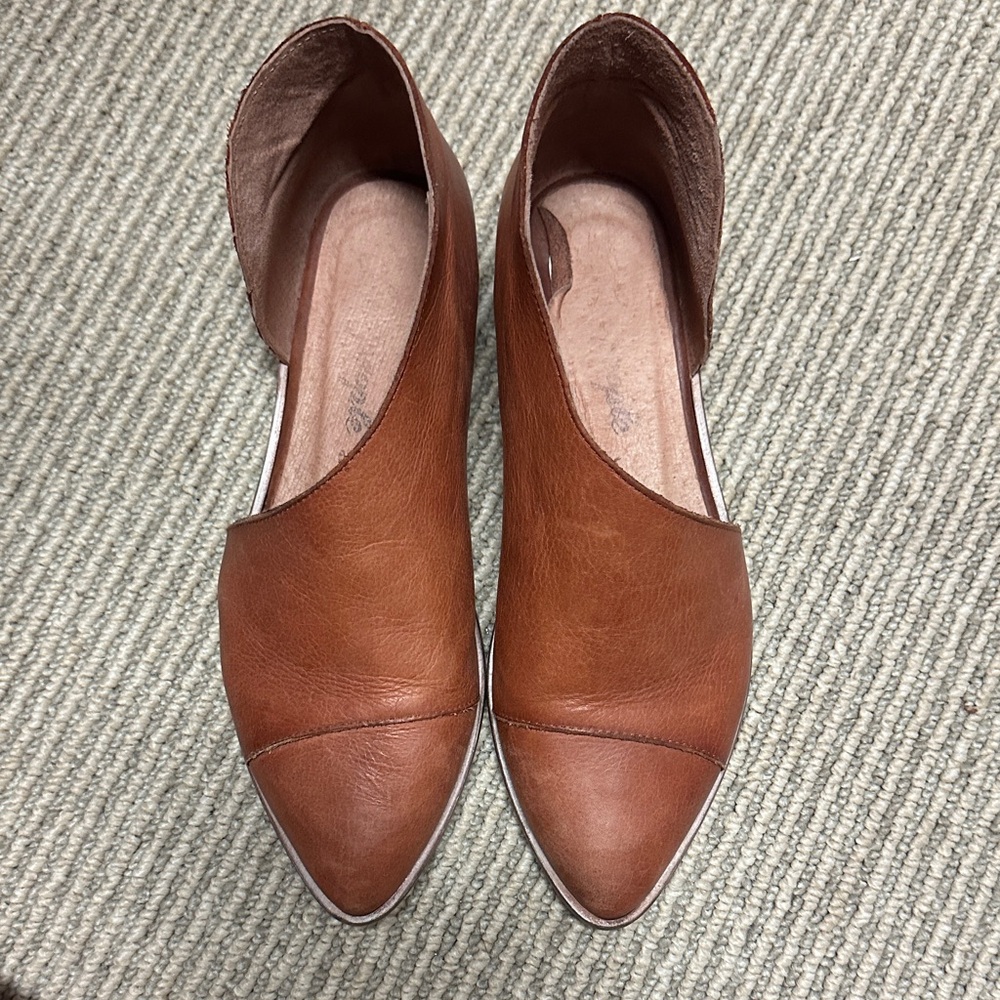 Free People Tan Leather Flats